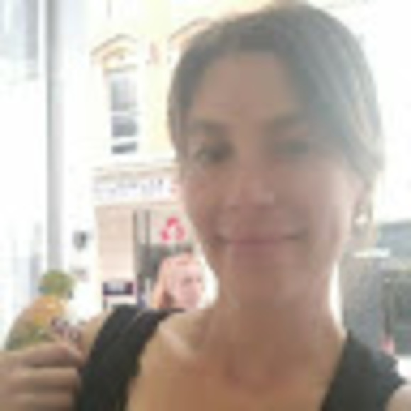 Meet your Posher, Tiffany - Picture 1 of 1